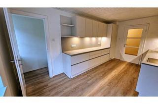 Wohnung mieten in Wehrstraße, 5083 Sankt Leonhard, Charmante 3-Zimmer Altbauwohnung mit Balkon und Carport