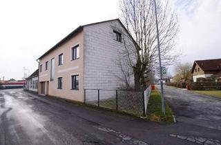 Haus kaufen in 3812 Groß-Siegharts, Schönes Stadt-Mehrparteien/Zinshaus mit Geschäftslokal nähe Zentrum