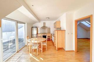 Wohnung kaufen in Schönbrunner Schloßstraße 43, 1120 Wien, Sanierungsbedürftige Dachgeschosswohnung mit Terrasse | 150m zum Schloss Schönbrunn | 2 Min. zur U4