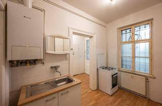 Wohnung kaufen in Novaragasse, 1020 Wien, ++NEU++ Sanierungsbedürftige 3-Zimmer Altbauwohnung im Erdgeschoss!