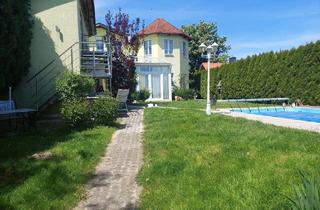 Einfamilienhaus kaufen in 3033 Klausen-Leopoldsdorf, Schönes Wohnhaus mit Pool in Aussichtslage