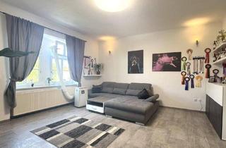 Wohnung kaufen in 2602 Blumau-Neurißhof, Modernisierte 2 Zimmer Wohnung in absoluter Ruhelage!
