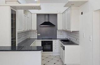 Wohnung mieten in Servitengasse, 1090 Wien, SERVITENVIERTEL: UNBEFRISTETE GROSSZÜGIGE 2 ZIMMERWOHNUNG IN SEHR SCHÖNEM STILALTBAU