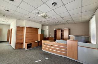 Büro zu mieten in 9300 Sankt Veit an der Glan, 102 m² Geschäftslokal in Top-Lage am Herzog Bernhard Platz in St. Veit - Ideal für Start-ups und Büros