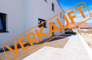 Doppelhaushälfte kaufen in 4055 Pucking, **VERKAUFT** PROVISIONSFREI - Moderne Doppelhaushälfte in Pucking: 6 Zimmer, Keller, Garten & 2 Garagen + 3 Außenstellplätze