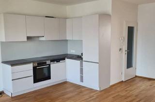 Wohnung kaufen in Kaiser-Josef-Platz 23/7, 4600 Wels, Anlegerwohnung - Topzustand - Zentrum- 4-Zimmer Dachgeschosswohnung, große Loggia, Küche, 2 TG-PLätze
