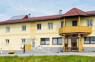 Anlageobjekt in 4283 Aich, Bestandsfreies Renditeobjekt in Aich: Zinshaus mit 20 Zimmern für 400.000 € - Ihre Investition!