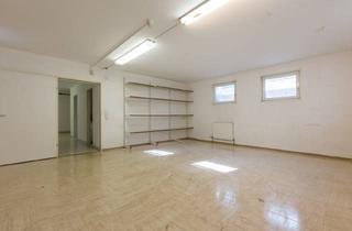 Lager kaufen in 4870 Vöcklamarkt, Vielseitig nutzbare Lagerfläche mit Garage, Kantinenbereich und überdachten Vorplatz zu verkaufen