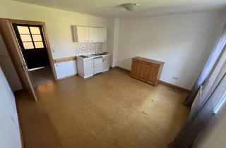 Wohnung mieten in 4943 Moosham, Kleine 1-Zimmerwohnung mit Einbauküche.