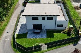 Einfamilienhaus kaufen in 8402 Werndorf, POTENZIAL FÜR HEBEBÜHNE: Naturverbundenes Einfamilienhaus mit Doppelgarage und viel Stauraum
