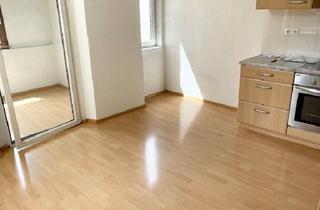 Wohnung mieten in Defreggerstraße, 6020 Innsbruck, Innsbruck/Pradl: 3 Zimmer Altbauwohnung WG-geeignet