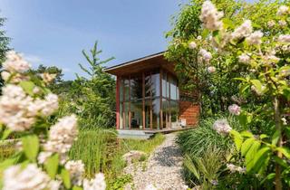 Einfamilienhaus kaufen in 5421 Adnet, Natur. Ruhe. Zuhause. - Einfamilienhaus mit Schwimmteich in Top-Lage