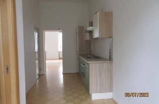 Wohnung mieten in Hauptstraße 81, Top 1, Eg, 4040 Linz, 4040 Urfahr, Hauptstraße 81: Reizende Altbauwohnung mit 44,80m2 WNFL,1 Raum, extra Küche, (Ablöse), EG, Top 1