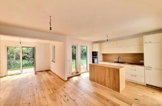 Reihenhaus kaufen in Perfektastraße, 1230 Wien, Modernes Wohnjuwel nahe U-Bahn: Erstbezug in TOP-LAGE mit Garten, Dachterrasse, 5 Zimmern, 2 Bädern – inkl. Küche & Stellplatz