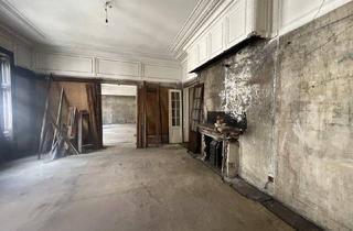 Wohnung mieten in Bartensteingasse, 1010 Wien, UNBEFRISTET - Repräsentative 7-Zimmer Altbauwohnung mit Blick auf das Rathaus – ca. 300 m² in bester Innenstadtlage - auch ideal als Büronutzung