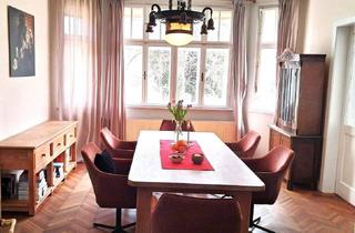 Villen zu kaufen in Wiener Neustadt, 2824 Seebenstein, Prachtvolle Jahrhundertwende-Villa mit Blick auf die Burg Seebenstein - Preis auf Anfrage