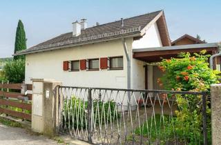 Einfamilienhaus kaufen in 2381 Laab im Walde, Liebenswertes Haus mit liebevoll gestaltetem Blumengarten, Garage und Keller