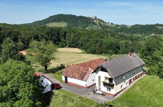Haus kaufen in 8353 Kapfenstein, Zweifamilienhaus mit eigenem Wald, Obstgarten und Schlossblick. Wo Rehe ihre Nachbarn sind