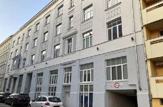 Garagen mieten in Roseggergasse, 1160 Wien, Garagenstellplatz Roseggergasse / Rankgasse - Unbefristet! Einfahrtshöhe 2,10 Meter! Nähe U3 Ottakring!