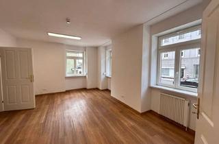 Büro zu mieten in Burggasse, 8010 Graz, Erstbezug im sanierten Altbau - Charmantes Büro in Geidorf mit Parkplatz, provisionsfrei!