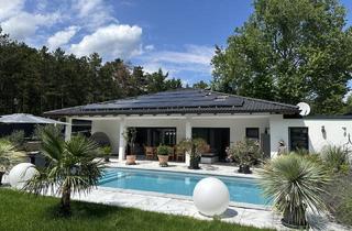 Haus kaufen in Steinaebengasse, 2721 Bad Fischau, 2721 Bad Fischau Topexklusiver Traumbungalow mit Pool, Sauna und Riesengarten in Grünruhelage