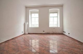 Wohnung kaufen in Wilhelminenstraße, 1160 Wien, Kurzzeitvermietung möglich | Sanierungsbedürftige 1-Zimmer-Wohnung mit WC angrenzend | Hochparterre