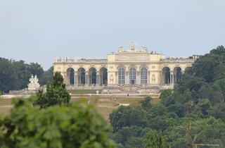 Wohnung kaufen in Schloss Schönbrunn, U4 Hietzing, 1140 Wien, Schloss Schönbrunn und Gloriette: geplanter Rohdachboden bei U4 Hietzing