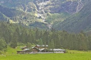 Gewerbeimmobilie kaufen in 6295 Mayrhofen, 215 ha Eigenjagd mit Landwirtschaftim malerischen Zillertal