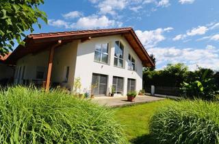 Einfamilienhaus kaufen in Johannes Kepler Strasse, 8072 Fernitz-Mellach, Exklusives Einfamilienhaus mit Galerie, Garten & Nebengebäuden - Ruheoase im Grünen bei Reitanlage