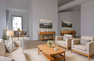 Wohnung mieten in Naschmarkt, 1060 Wien, 1060! Helles 2-Zimmer DG mit Balkon Nähe Naschmarkt!