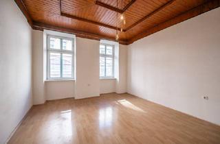 Wohnung kaufen in Quellenstraße, 1100 Wien, ++Q16++ sanierungsbedürftige 2-Zimmer Altbauwohnung in guter Lage