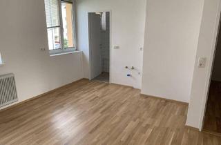 Wohnung mieten in Carlonestraße, 4451 Garsten, Bezaubernde 2-Zimmer-Wohnung mit allen Vorteilen einer Top-Infrastruktur bietet erholsames Wohnen in zentraler und dennoch naturnaher Grünlage! Ab 01.08.2025 verfügbar!