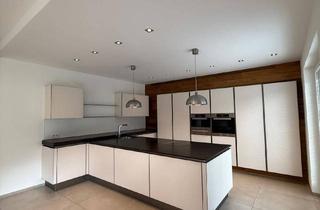 Wohnung kaufen in Urichstraße 40, 6500 Landeck, Provisionsfrei! Exklusive 4-Zimmer-Wohnung in Toplage von Landeck