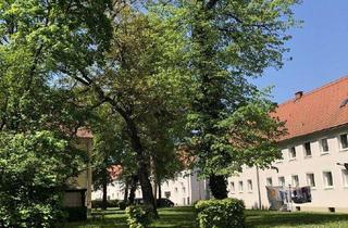 Wohnung mieten in Franz-Schuhmeier-Straße, 4400 Steyr, Eine Wohlfühloase im Grünen wartet auf Sie! Umfassend sanierte 2 Zimmer-Wohnung mit außergewöhnlichem Grundriss, praktischem Abstellraum und tollem Badezimmer! Perfekte Infrastruktur vorhanden!