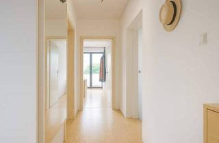 Wohnung kaufen in Gaisberg, 5020 Salzburg, Renovierte 2-Zimmer Wohnung mit Gaisbergblick – in aufwendig saniertem Gebäude