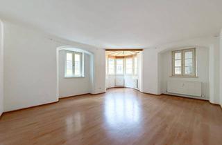 Wohnung mieten in 6361 Hopfgarten-Markt, Zentrale 3-Zimmerwohnung mit gemütlichem Erker