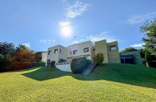 Villen zu kaufen in 2384 Breitenfurt bei Wien, Villen-Juwel in absolut bester Lage von Breitenfurt mit fantastischem Fern-und Wienblick