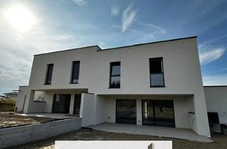 Haus kaufen in 4692 Niederthalheim, Schlüsselfertig - TOP 2. Nähe Wels in Niederthalheim- stilvolles Doppelhaus mit Weitblick ins Grüne