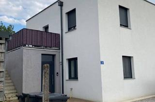 Haus kaufen in Lindenweg 14, 4303 Sankt Pantaleon, Das Haus wird im Bieterverfahren verkauft. Startpreis: 390.000 €. Kaufangebote bitte bis 1. Oktober abgeben.