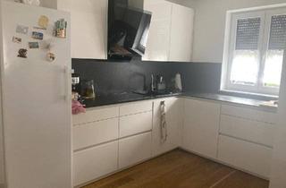Haus kaufen in Lindenweg 14, 4303 Sankt Pantaleon, Das Haus wird im Bieterverfahren verkauft. Startpreis: 390.000 €. Kaufangebote bitte bis 1. Oktober abgeben.