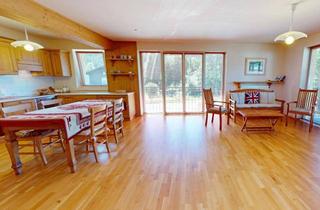 Wohnung kaufen in 6105 Leutasch, Helle 3-Zimmer-Wohnung in ruhiger Wohnlage