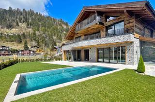 Haus kaufen in 5700 Zell am See, Alpenresidenz der Extraklasse! Neubau-Chalet in Zell am See mit Blick auf das imposante Kitzsteinhorn