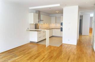 Wohnung kaufen in 1040 Wien, Charmante Dachgeschoßwohnung mit Einbauküche im historischen Palais - ideal für Paare - perfekte Anbindung - zu kaufen in 1040 Wien