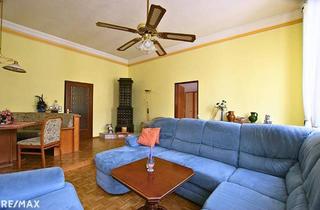 Wohnung kaufen in 2563 Pottenstein, HISTORISCHE WOHNUNG & VIEL PLATZ! Großzügige 3-Zimmerwohnung Top-3!