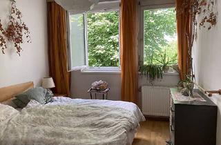 Wohnung mieten in Neustift Am Walde 2, 1190 Wien, Ruheoase 1190 Wien - Möblierte 70 m²/ 2 Zimmer Wohnung mit Balkon, Sauna, Gartenblick (6-18 Monate) - Kühl im Sommer, Warm im Winter, hochwertige Vollholzmöbel