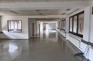 Lager kaufen in 6020 Innsbruck, Ideal für Anleger und Firmen!! Es gibt ein Gewerbeobjekt mit 5 Garconnieren und einer 2 Zimmerwohnung in Innsbruck zu erwerben.