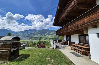 Haus kaufen in 6265 Hart im Zillertal, Wohnen auf der Sonnenseite des Zillertals ! Großes gepflegtes Haus aufgeteilt auf 3 Wohnungen .