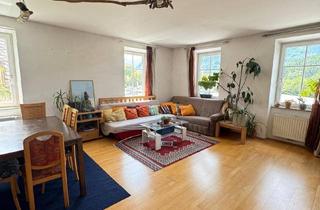 Wohnung mieten in Grazerstrasse 43, 4820 Bad Ischl, Große 3-Zimmer-Wohnung in Bad Ischl für Schüler: innen - mit Wintergarten & Garten