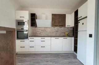 Wohnung kaufen in 2602 Blumau-Neurißhof, Ruhige 3-Zimmer Wohnung in Blumau