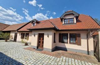 Bauernhäuser zu kaufen in Neunkirchen, 2630 Ternitz, Ehemaliges Bauernhaus mit neuem Wohnbereich und großzügigen Nebengebäuden - perfekt für Pferdehaltung oder als Firmensitz